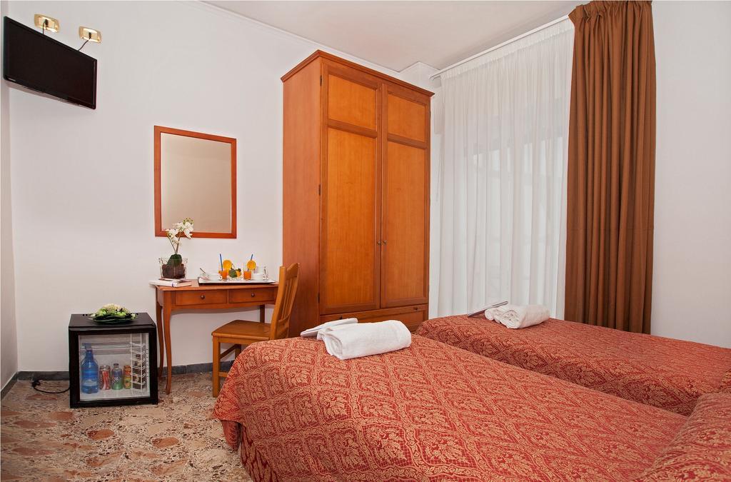 Hotel Caruso マッサ・ルブレンセ エクステリア 写真